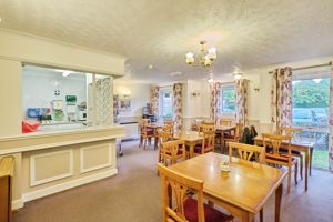 COMMUNAL LOUNGE- click for photo gallery